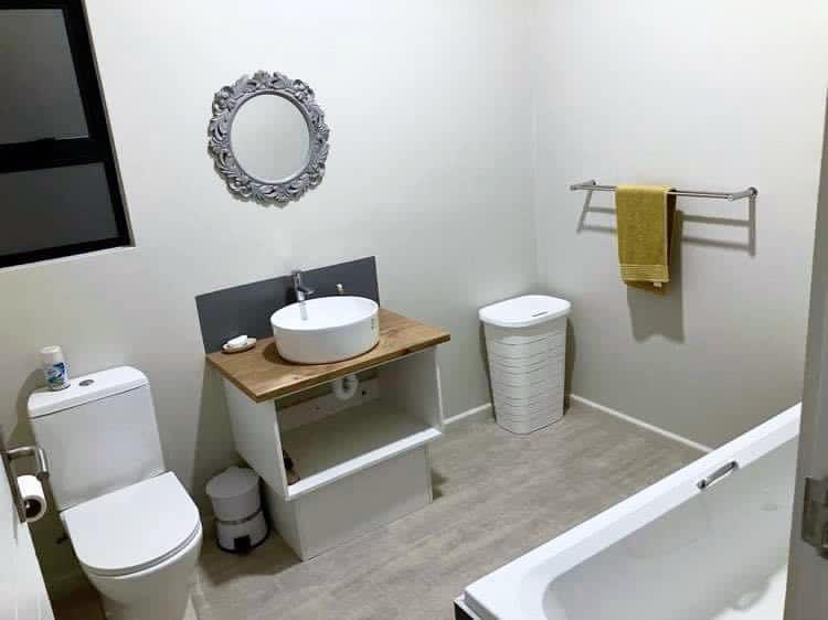 To Let 3 Bedroom Property for Rent in Robberg Ridge Western Cape